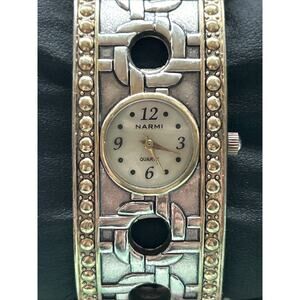 Narmi | Accessories | Narmi Elegant Green And Gold Womens  display picture 1